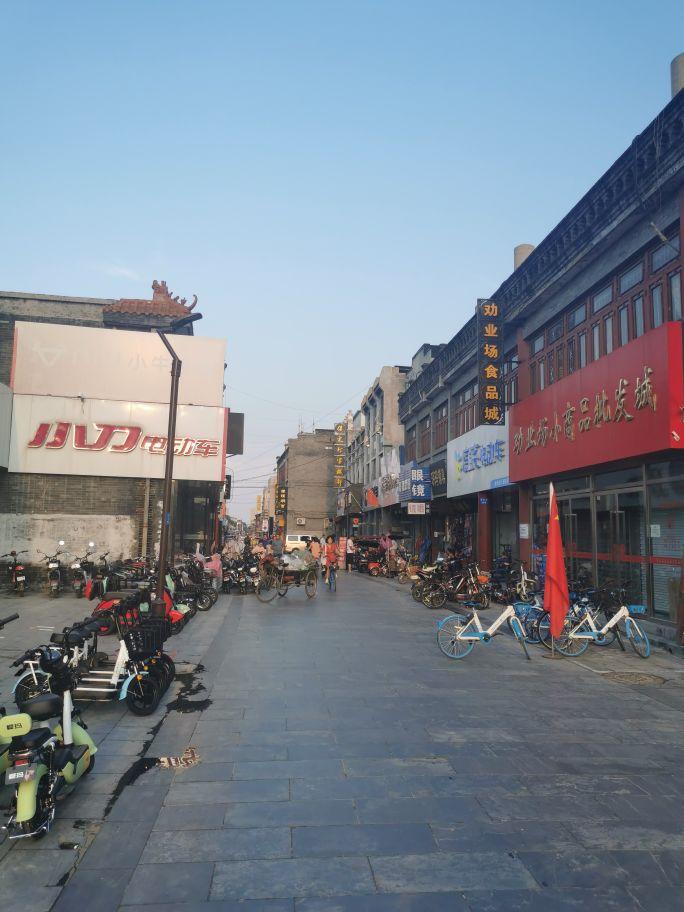 保定的嘉宾与观众朋友们，一场精彩纷呈的盛会